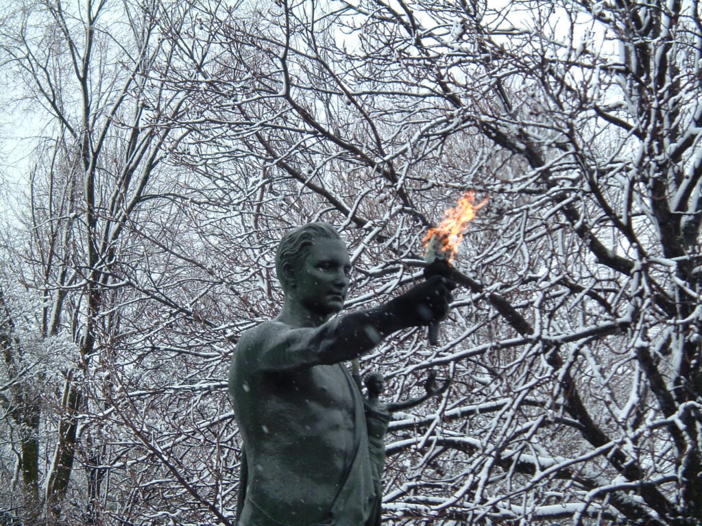 Torchbearer statue in circle park